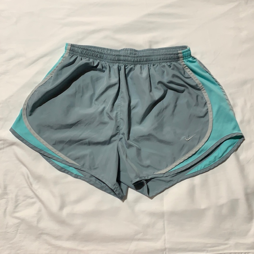 🩳EUC🩳 Nike Women’s Dri-Fit Running Shorts